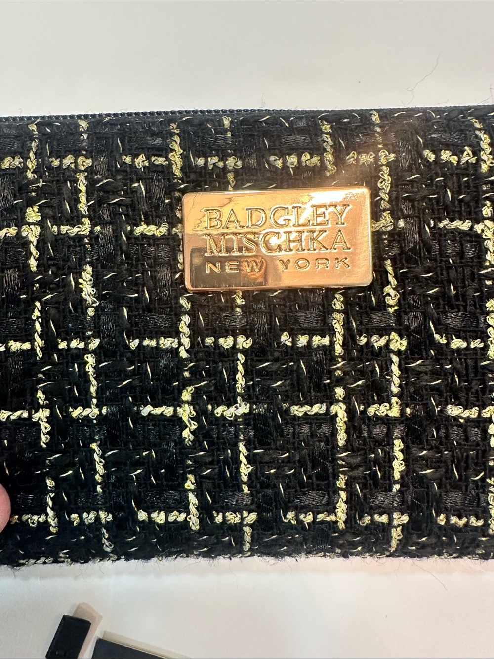 Badgley Mischka Black Tweed Zip Card Wallet with Gold Accents - Picture 2 of 9